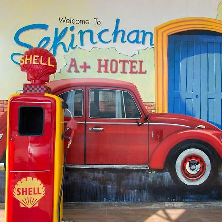 A+ Boutique Hotel Sekinchan Exterior foto