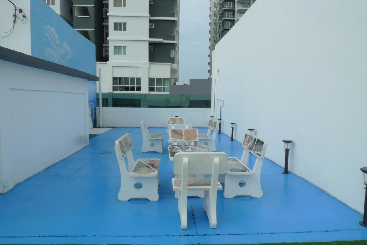 A+ Boutique Hotel Sekinchan Exterior foto