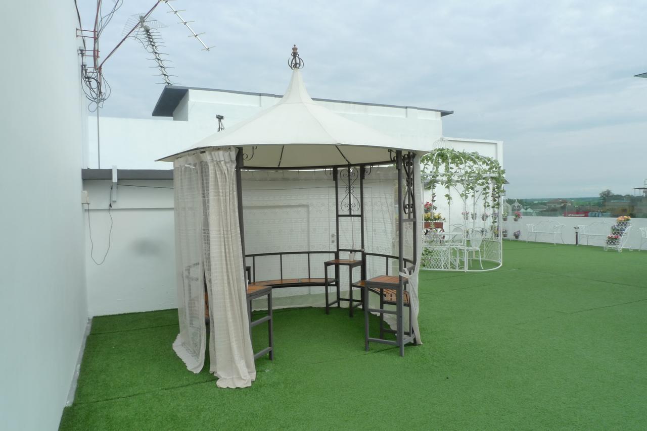 A+ Boutique Hotel Sekinchan Exterior foto