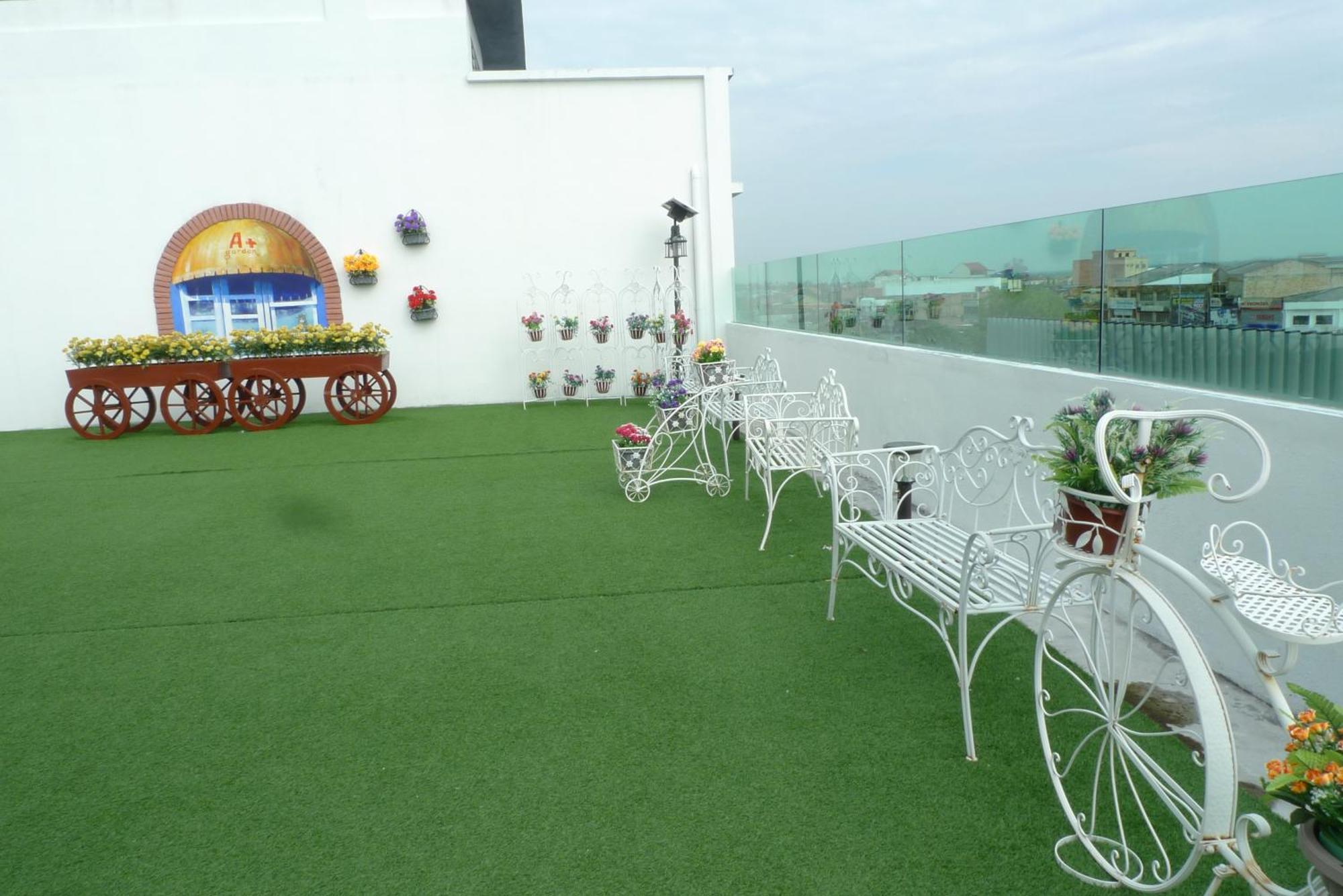 A+ Boutique Hotel Sekinchan Exterior foto